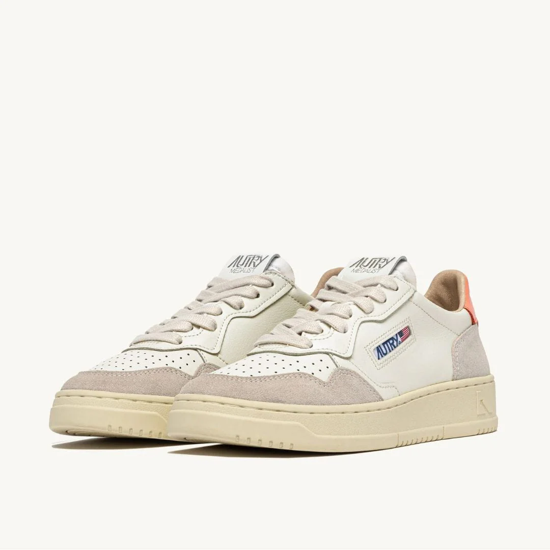 Sneaker Autry Medalist Peach Pink - Imagen 4
